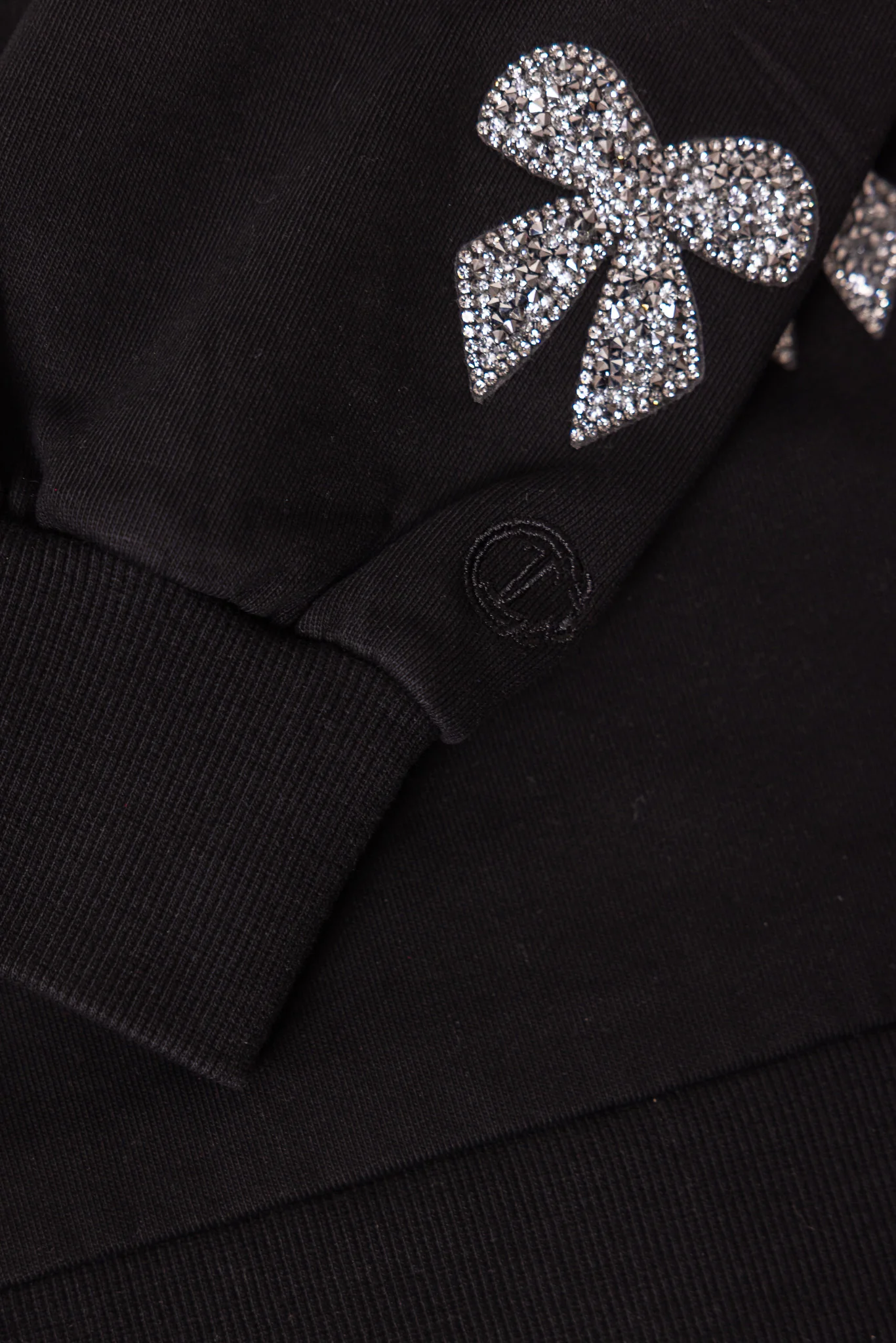 Mini Micah Crew Neck Sweatshirt in Black & Bows - Image 6