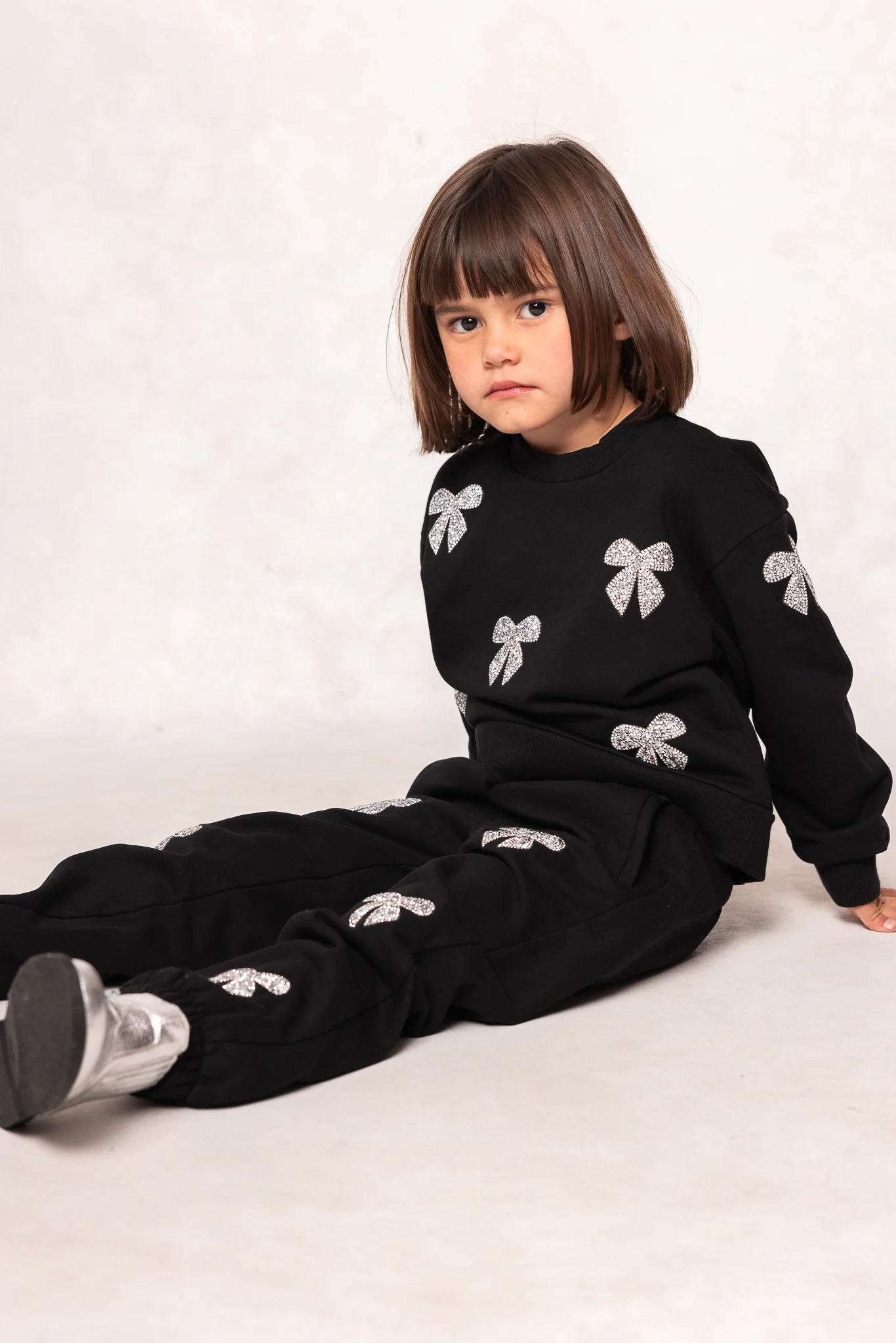 Mini Micah Jogger Sweatpants in Black - Image 5